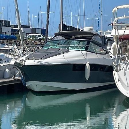Une Nuit Sur Un Bateau Linge & Menage Inclus La Rochelle  Ngoại thất bức ảnh