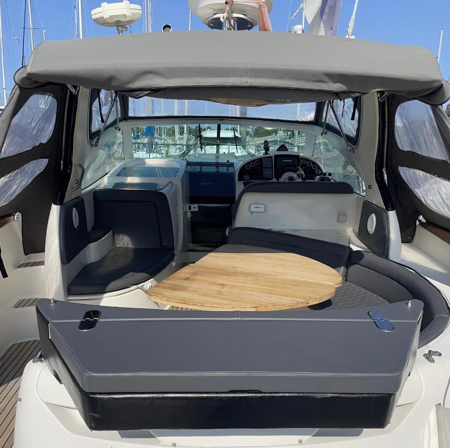 Une Nuit Sur Un Bateau Linge & Menage Inclus La Rochelle  Ngoại thất bức ảnh